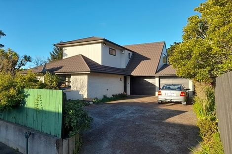 Photo of property in 77a Waterloo Crescent, Hokowhitu, Palmerston North, 4410
