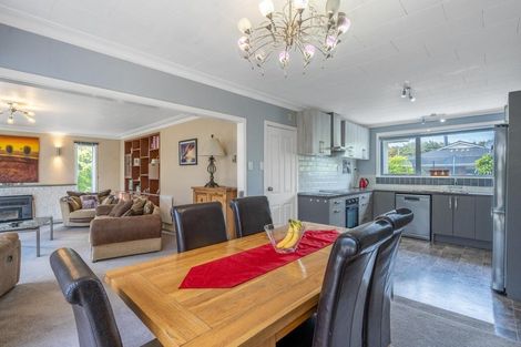 Photo of property in 114 Ruru Avenue, Otatara, Invercargill, 9879