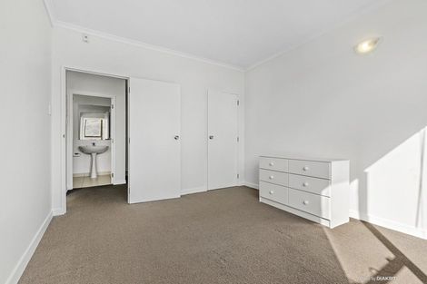 Photo of property in Hobson Court Flats, 82/70 Hobson Street, Thorndon, Wellington, 6011