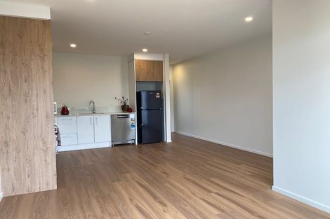 Photo of property in 588e Te Atatu Road, Te Atatu Peninsula, Auckland, 0610
