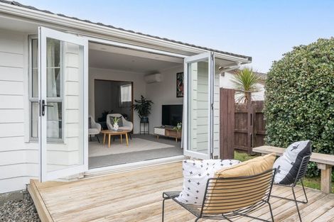 Photo of property in 10 Mallard Grove, Churton Park, Wellington, 6037