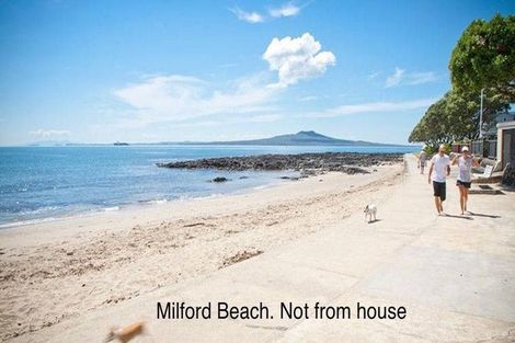 Photo of property in 16d Saltburn Road, Milford, Auckland, 0620