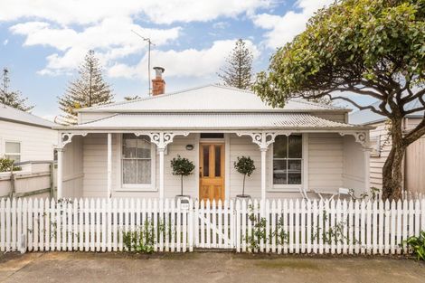 Photo of property in 110 Waghorne Street, Ahuriri, Napier, 4110