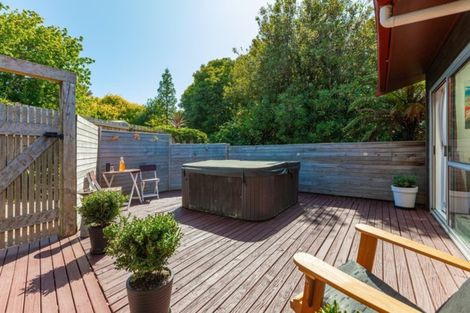 Photo of property in 16 Elmes Place, Matua, Tauranga, 3110