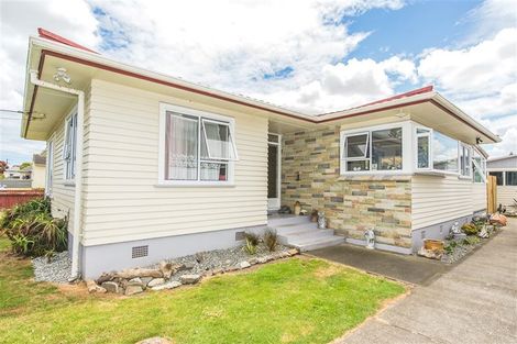 Photo of property in 202 Puriri Street, Castlecliff, Whanganui, 4501