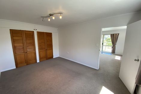 Photo of property in 41 Cron Avenue, Te Atatu South, Auckland, 0610