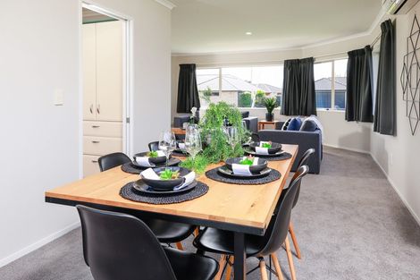 Photo of property in 4 Holford Place, Huntington, Hamilton, 3210