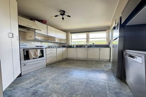 Photo of property in 17 Kayes Road, Pukekohe, 2120