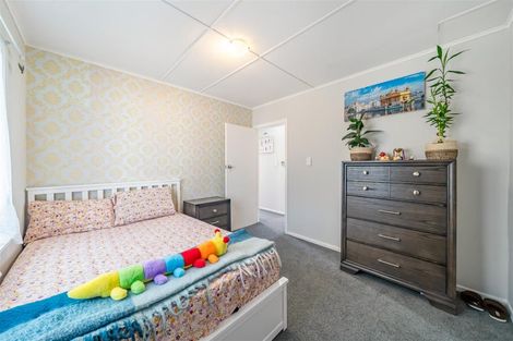 Photo of property in 14 Wetherby Grove, Wainuiomata, Lower Hutt, 5014