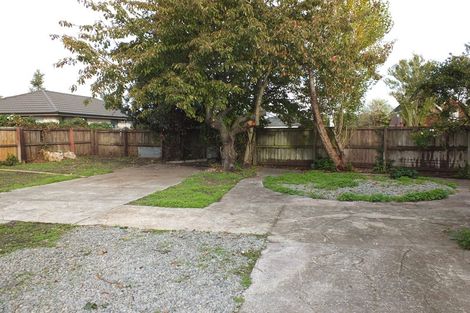 Photo of property in 21 Broadbent Street, Riccarton, Christchurch, 8041