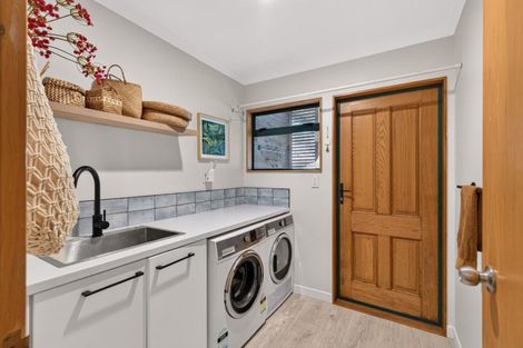 Photo of property in 286 Whirinaki Road, Eskdale, Napier, 4182