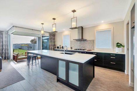 Photo of property in 13 Milano Boulevard, Karaka, Papakura, 2113