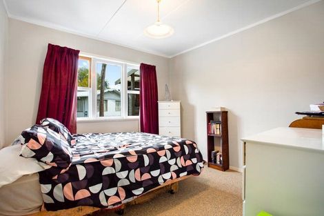 Photo of property in 1/144a Mcleod Road, Te Atatu South, Auckland, 0610