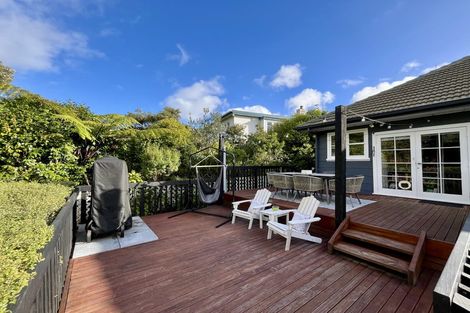 Photo of property in 14 Cecil Road, Tawa, Wellington, 5028