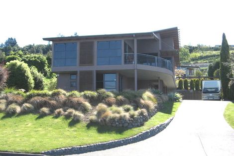 Photo of property in 18 Wakeman Road, Acacia Bay, Taupo, 3330