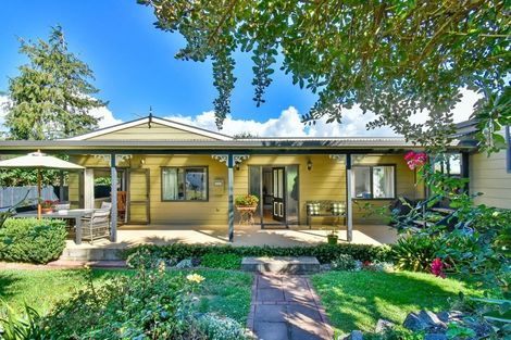 Photo of property in 1/17 Churchill Road, Cockle Bay, Auckland, 2014