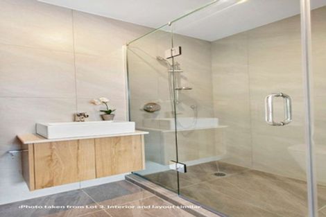 Photo of property in 26a Holland Avenue, Point England, Auckland, 1072