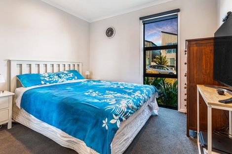 Photo of property in 16 Houhora Street, Westgate, Auckland, 0814