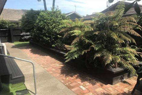 Photo of property in 13 Straven Road, Riccarton, Christchurch, 8011