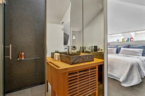 Photo of property in 23-27 Lake View Road, Takapuna, Auckland, 0622