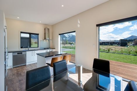 Photo of property in 11 Old Dairy Close, Glenorchy, 9372