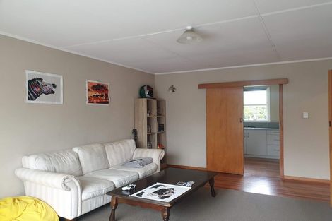 Photo of property in 6 Te Awe Awe Court, Hokowhitu, Palmerston North, 4410