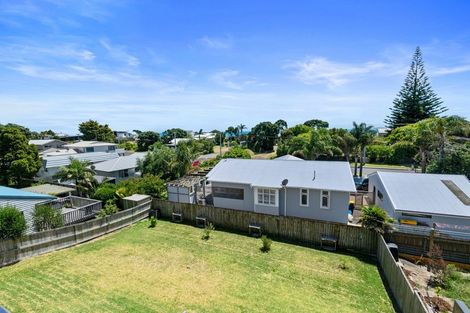 Photo of property in 1061 Papamoa Beach Road, Papamoa Beach, Papamoa, 3118
