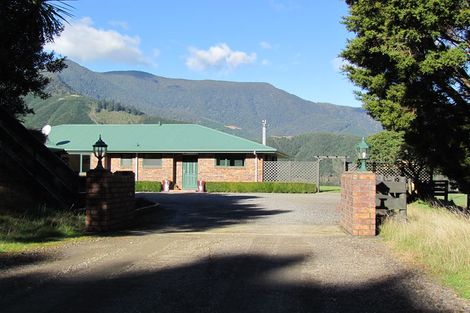 Photo of property in 77 Lindens Road, Mount Pleasant, Blenheim, 7273