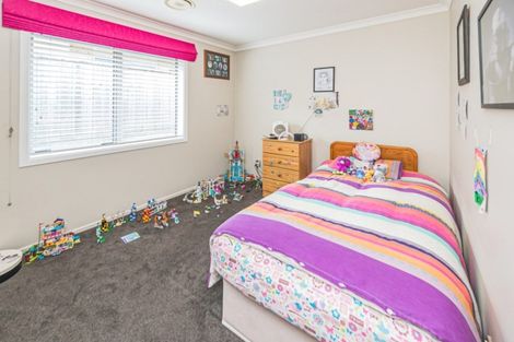 Photo of property in 5 Lithgow Drive, Otamatea, Whanganui, 4500
