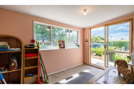 Photo of property in 17 Rugby Street, Waimate, 7924