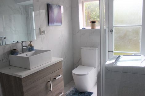 Photo of property in 1/97a Nile Road, Milford, Auckland, 0620