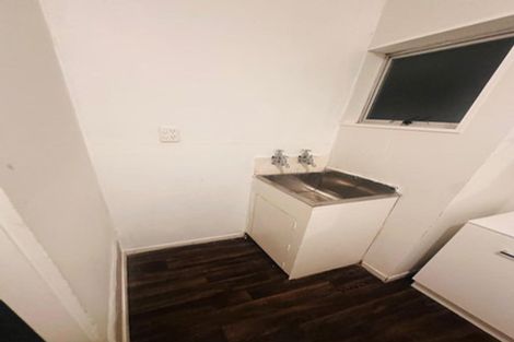 Photo of property in 2/264 Wellington Road, Wainuiomata, Lower Hutt, 5014