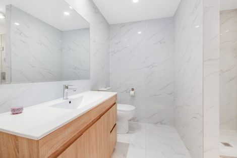 Photo of property in 132c Stapleford Crescent, Browns Bay, Auckland, 0630