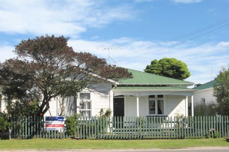 Photo of property in 43 Wellington Street, Te Hapara, Gisborne, 4010