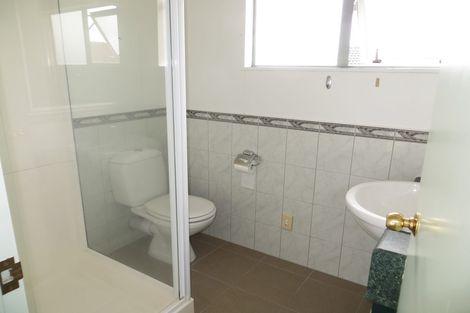 Photo of property in 1/11 Rakaia Rise, Clover Park, Auckland, 2019