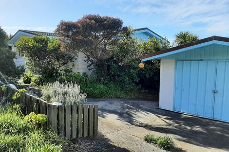 Photo of property in 2 Tainui Rise, Gore Bay, Cheviot, 7383