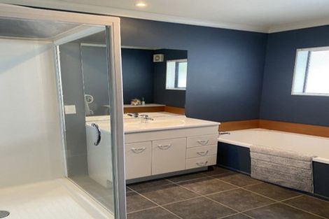 Photo of property in 5 Central Park, Paraparaumu Beach, Paraparaumu, 5032