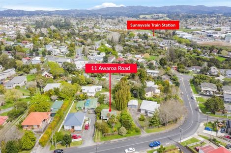 Photo of property in 11 Awaroa Road, Sunnyvale, Auckland, 0612