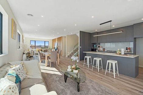 Photo of property in 14 Glann Lane, Flat Bush, 2019