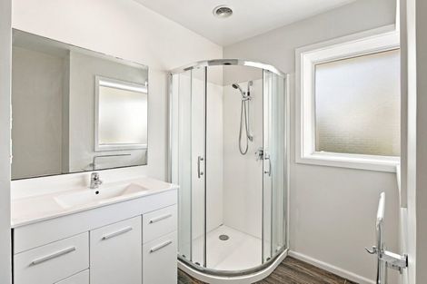 Photo of property in 19 Kinnaird Place, Hillmorton, Christchurch, 8025