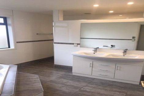 Photo of property in 5 Michael Terrence Place, Flagstaff, Hamilton, 3210