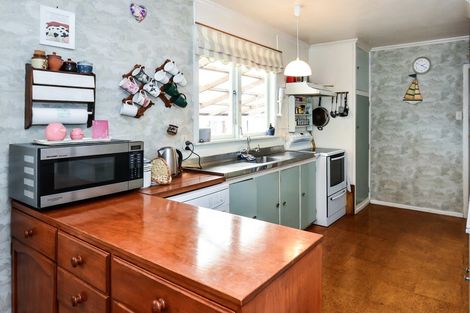 Photo of property in 100 Forest Lake Road, Forest Lake, Hamilton, 3200