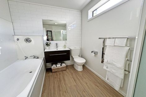 Photo of property in 407 Marine Parade, Napier South, Napier, 4110