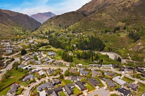 Photo of property in 7 Morepork Way, Arthurs Point, Queenstown, 9371