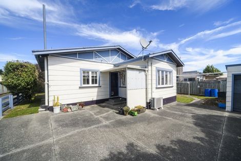 Photo of property in 12 Montagu Street, Feilding, 4702