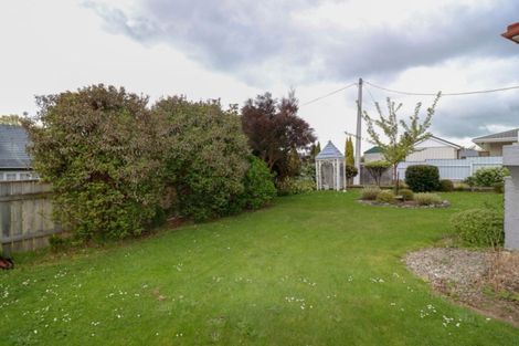Photo of property in 32 Queen Street, Dannevirke, 4930