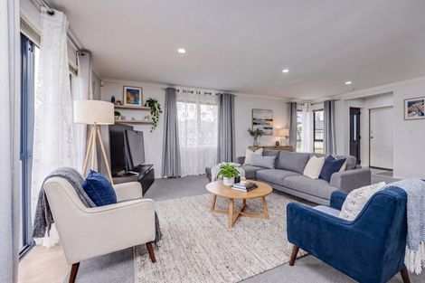 Photo of property in 18 Pitt Avenue, Clendon Park, Auckland, 2103