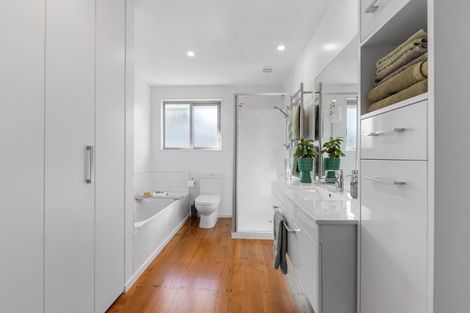 Photo of property in 108 Hawthorne Street, Strowan, Christchurch, 8052