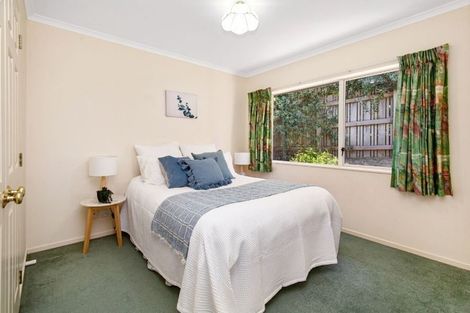 Photo of property in 3 Pikitanga Close, Tawa, Wellington, 5028