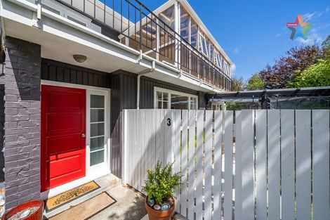 Photo of property in 9 Miro Street, Eastbourne, Lower Hutt, 5013